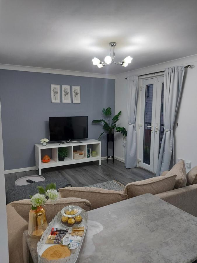 Lovely 1-Bedroom Condo With Parking On Premises Minworth Extérieur photo